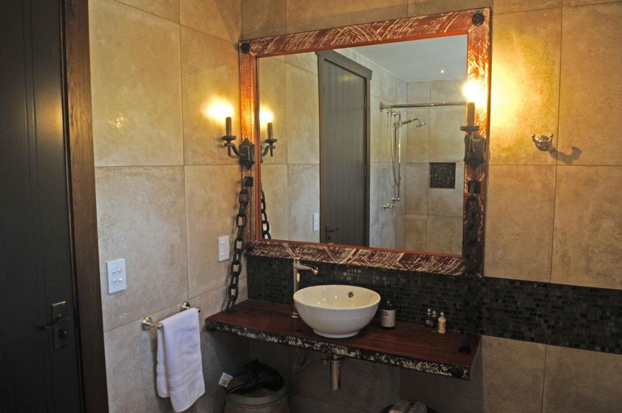Hawkridge Alpine Suite Куийнстаун Екстериор снимка